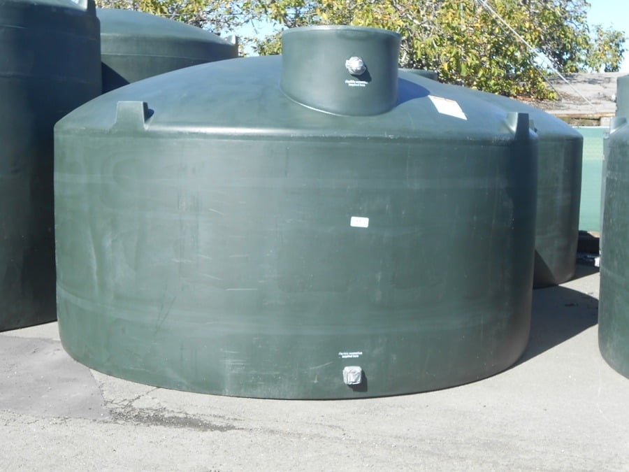 4,050 Gallon Poly HDPE Water Storage Tank 101”D x 129”H